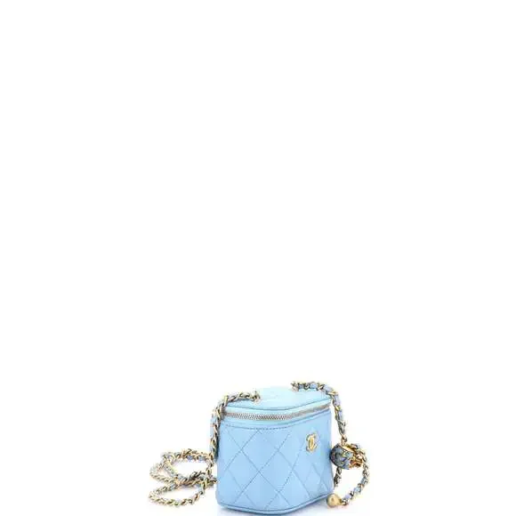 Chanel Pearl Crush Vanity Case With #242860C26B - Picture 2 of 8